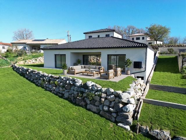 Maison 4 pièces 160 m²