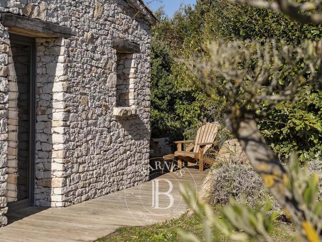 Maison 4 pièces 160 m²