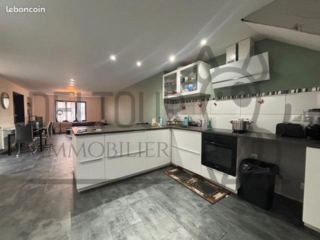 Maison 4 pièces 161 m²