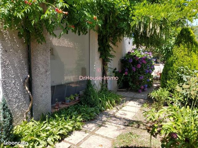 Maison 4 pièces 161 m²
