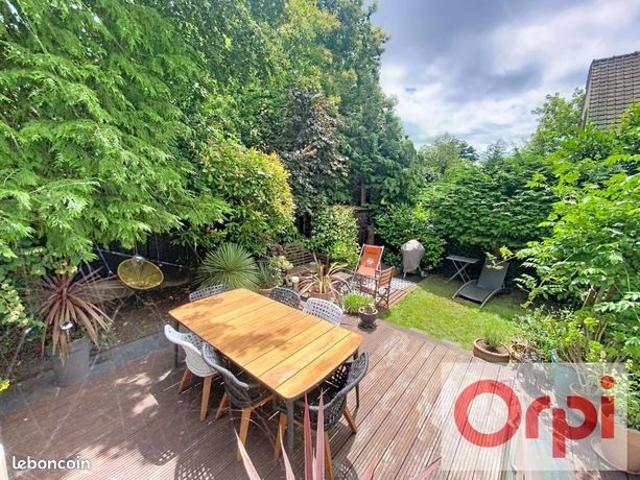 Maison 4 pièces 162 m²