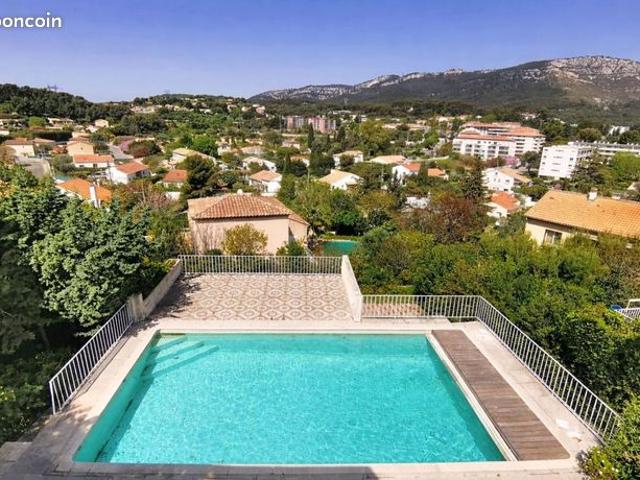 Maison 4 pièces 163 m²
