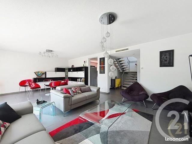 Maison 4 pièces 163 m²