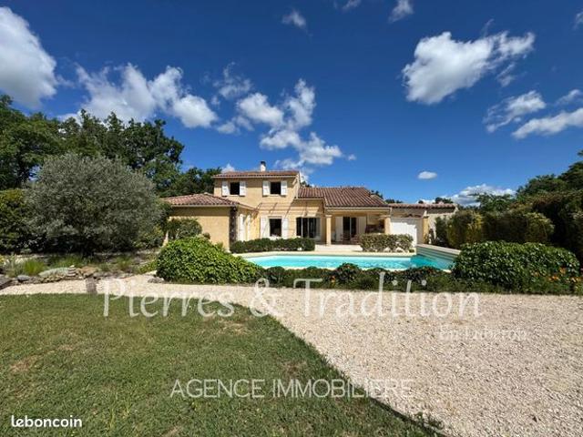 Maison 4 pièces 163 m²