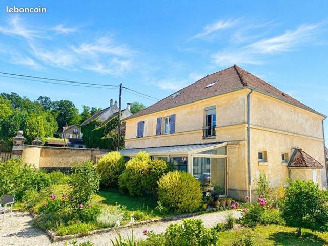 Maison 4 pièces 163 m²