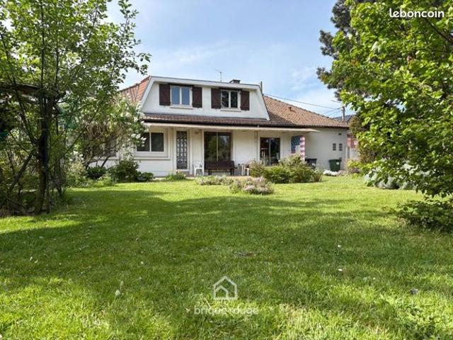 Maison 4 pièces 163 m²