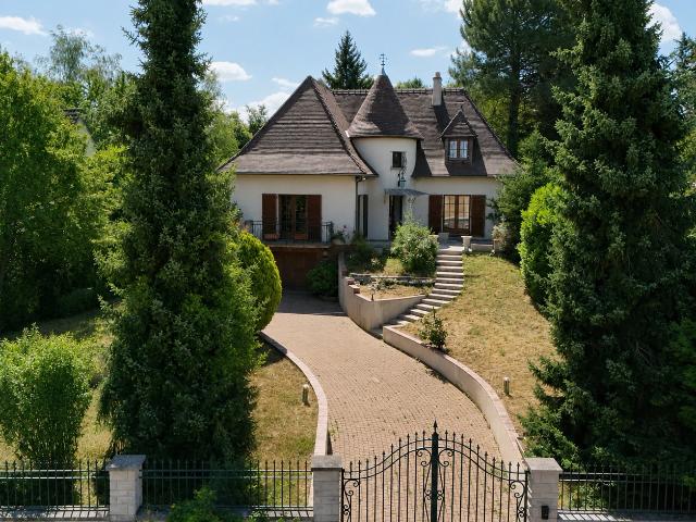 Maison 4 pièces 174 m²