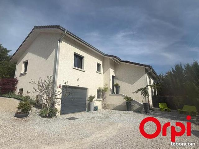 Maison 4 pièces 175 m²