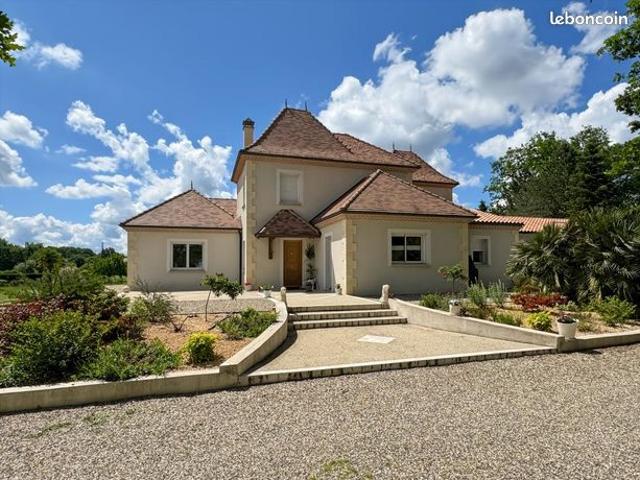 Maison 4 pièces 175 m²