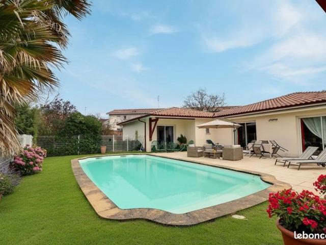 Maison 4 pièces 176 m²