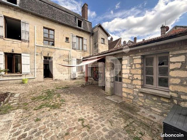 Maison 4 pièces 176 m²