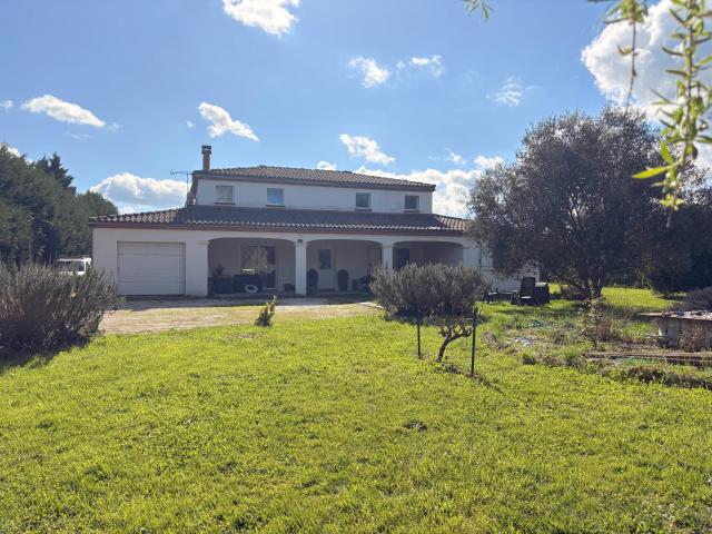 Maison 4 pièces 176 m²