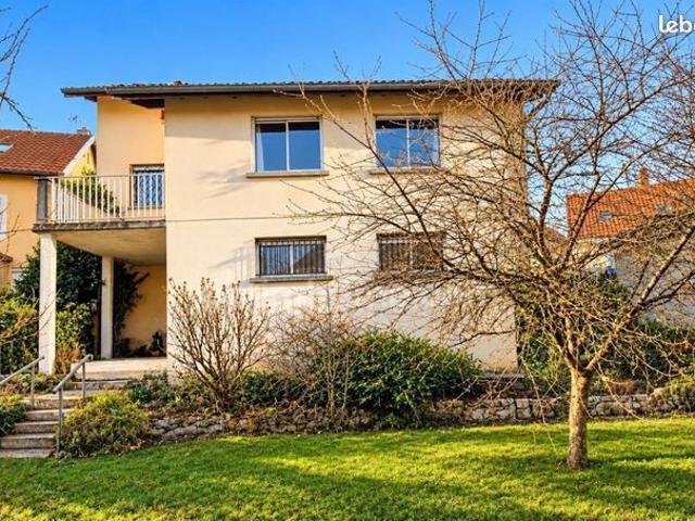 Maison 4 pièces 177 m²