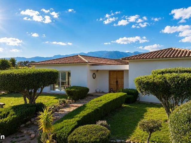 Maison 4 pièces 178 m²