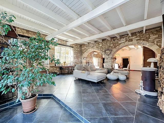 Maison 4 pièces 170 m²