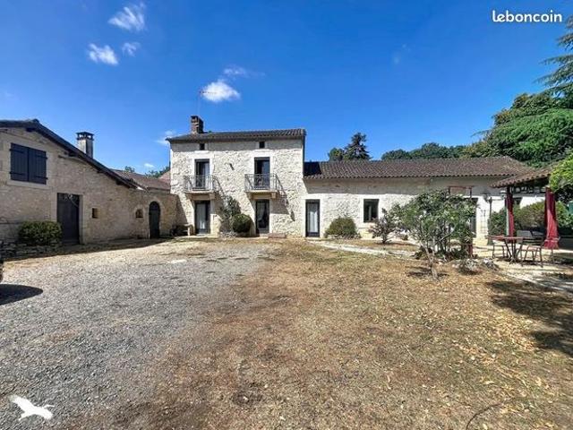 Maison 4 pièces 155 m²