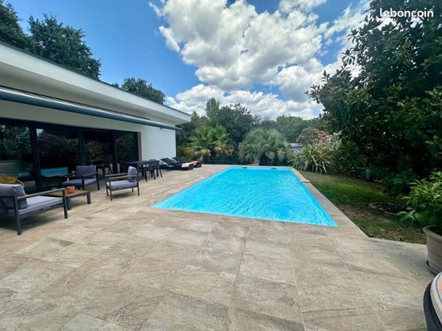 Maison 4 pièces 184 m²