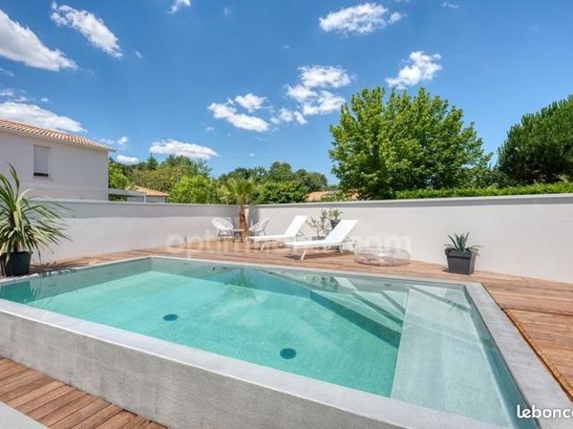 Maison 4 pièces 184 m²