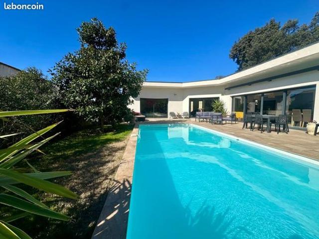 Maison 4 pièces 184 m²
