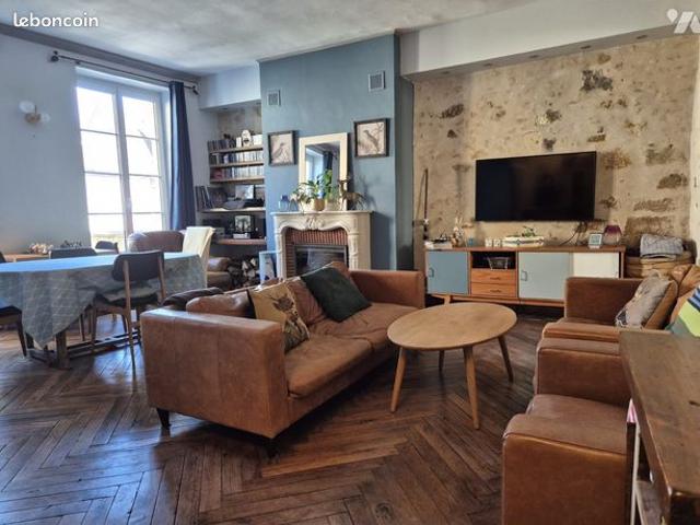 Maison 4 pièces 185 m²