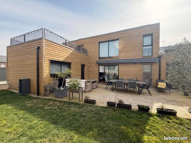 Maison 4 pièces 185 m²