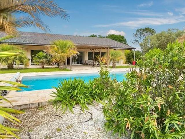 Maison 4 pièces 185 m²