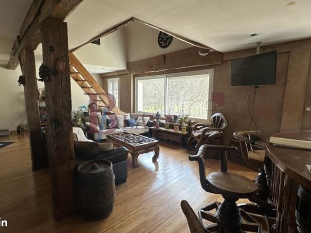 Maison 4 pièces 185 m²