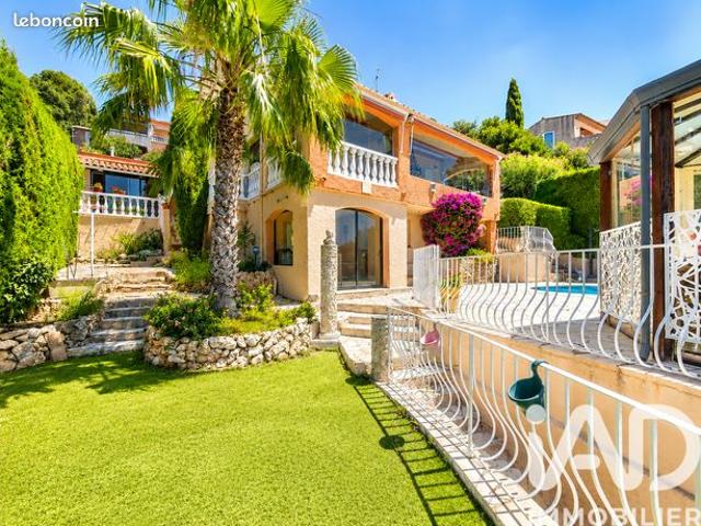 Maison 4 pièces 180 m²
