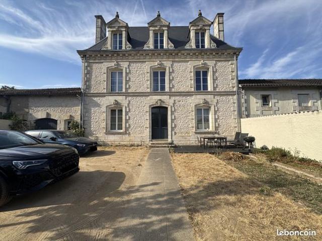 Maison 4 pièces 180 m²