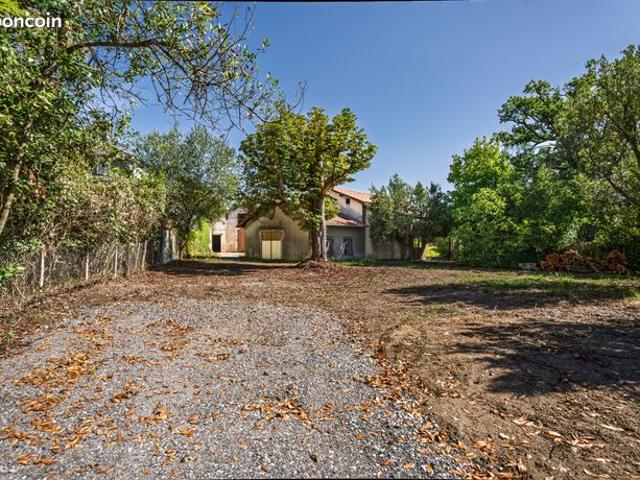 Maison 4 pièces 180 m²