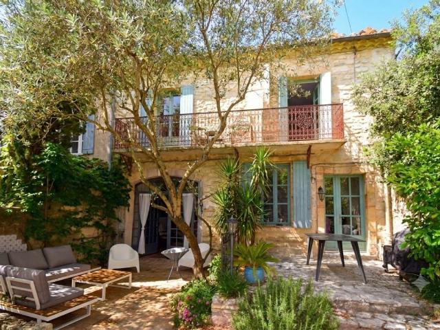 Maison 4 pièces 180 m²
