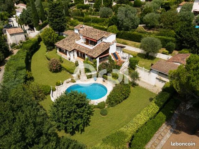 Maison 4 pièces 180 m²