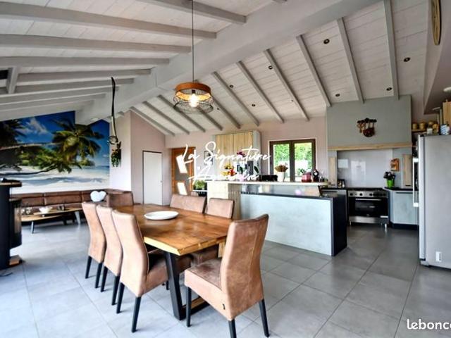 Maison 4 pièces 180 m²