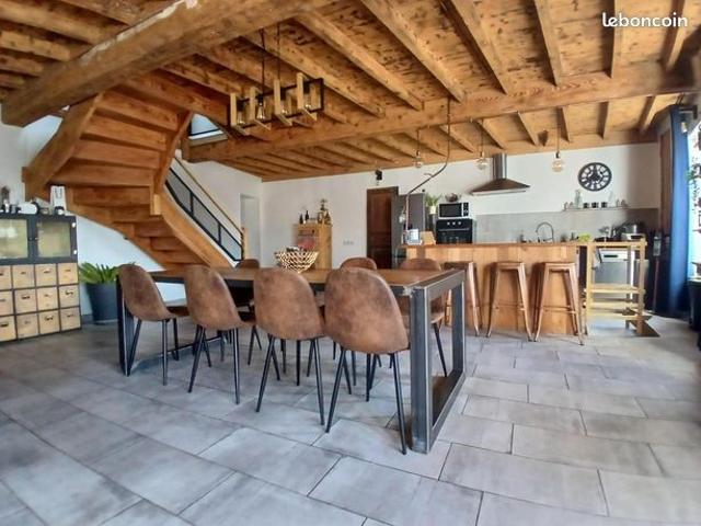 Maison 4 pièces 180 m²