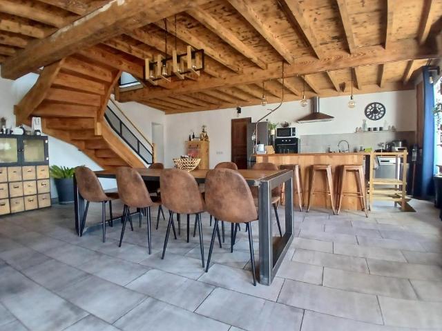 Maison 4 pièces 180 m²