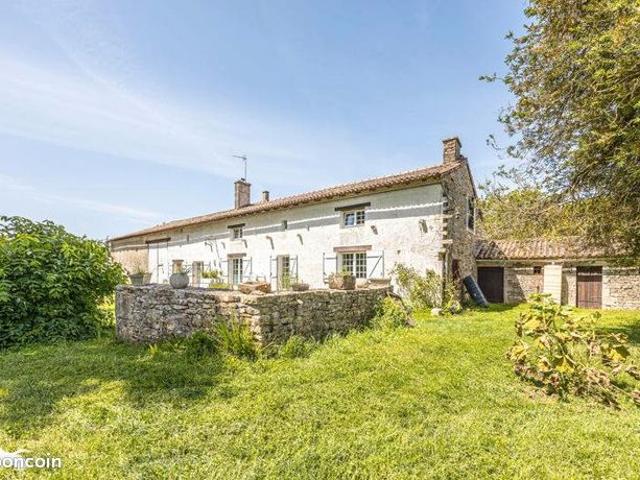 Maison 4 pièces 180 m²