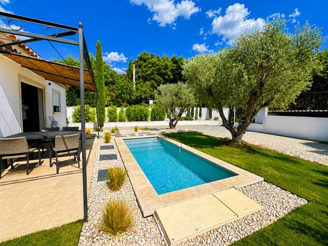Maison 4 pièces, 180 m² à louer à Aix en Provence 13100
