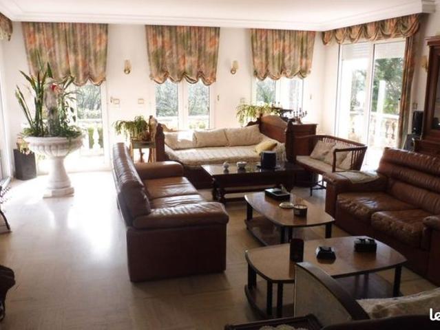 Maison 4 pièces 181 m²