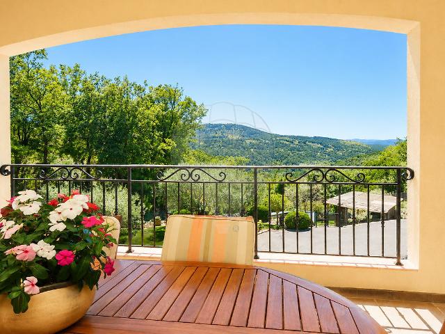 Maison 4 pièces 182 m²