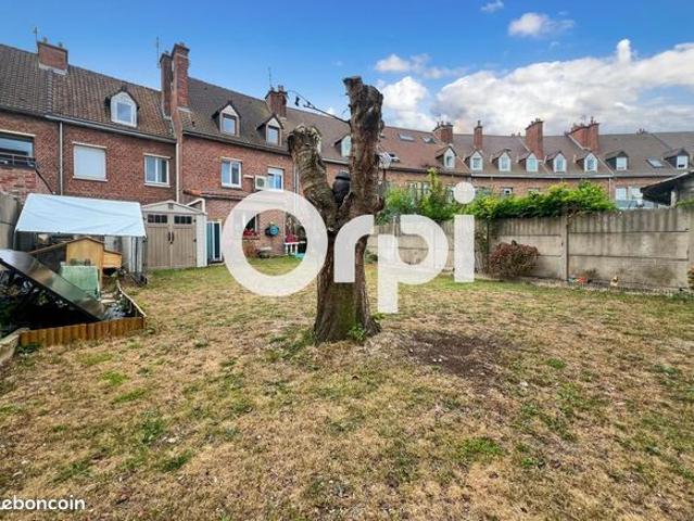 Maison 4 pièces 182 m²