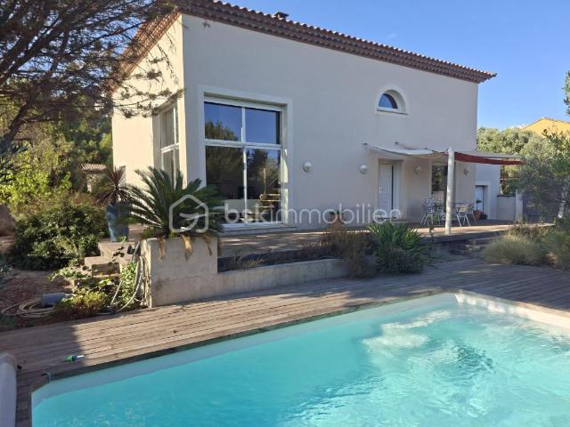 Maison 4 pièces 182 m²