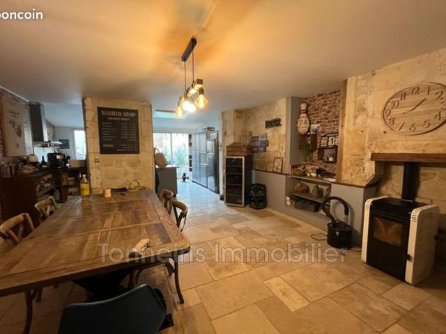 Maison 4 pièces 194 m²