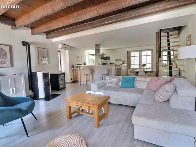 Maison 4 pièces 195 m²