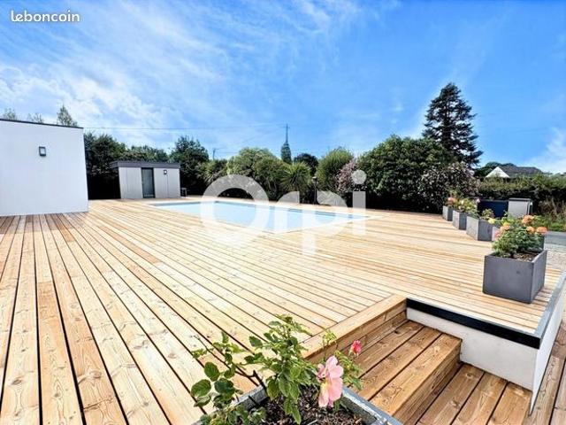 Maison 4 pièces 195 m²