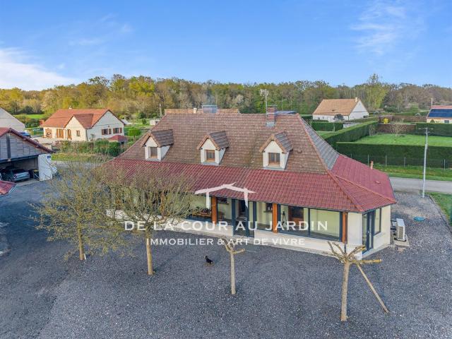 Maison 4 pièces 195 m²