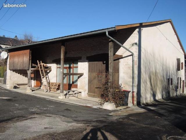Maison 4 pièces 195 m²