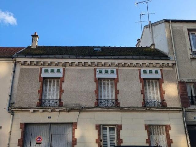 Maison 4 pièces 195 m²