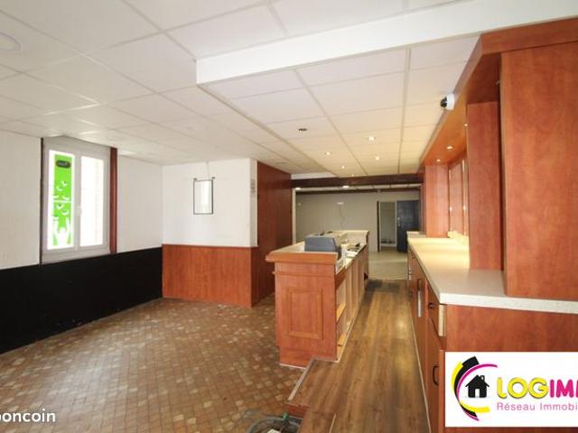 Maison 4 pièces 195 m²