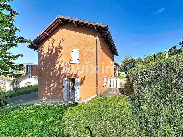 Maison 4 pièces 196 m²