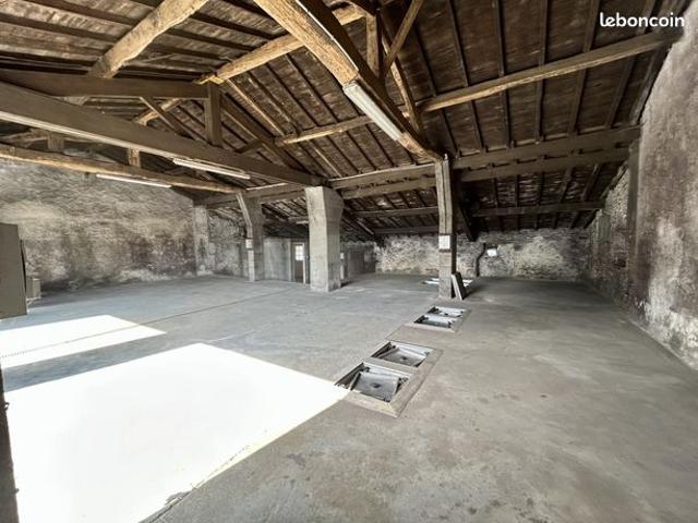 Maison 4 pièces 197 m²